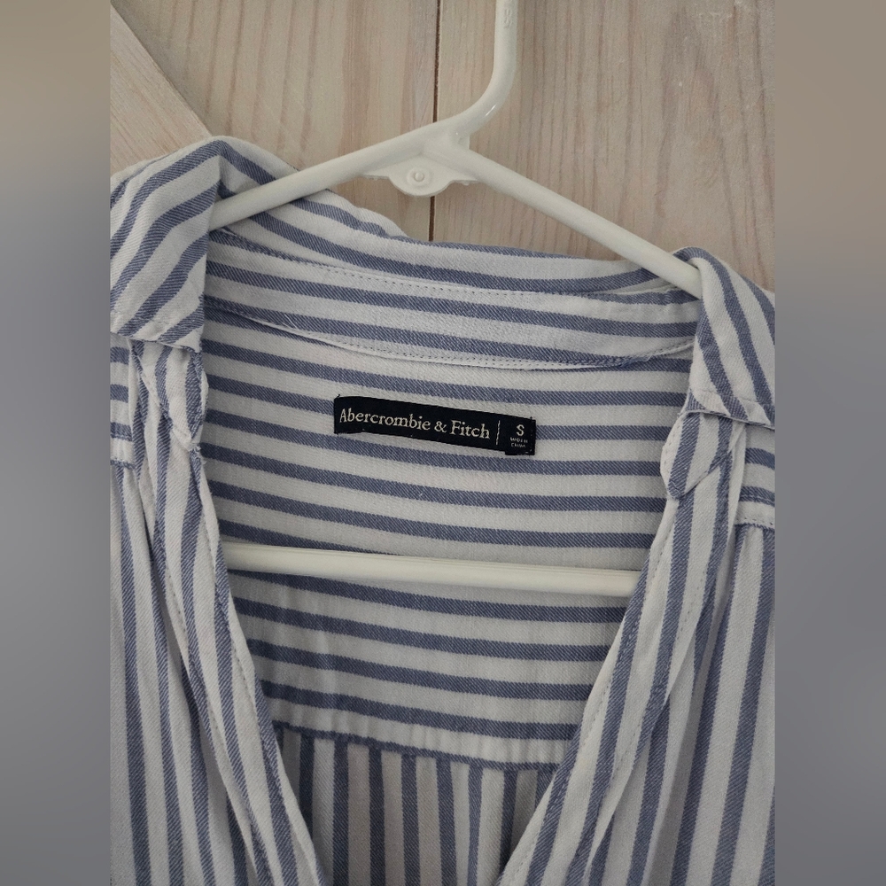 A&F Dress - Picture 4 of 6